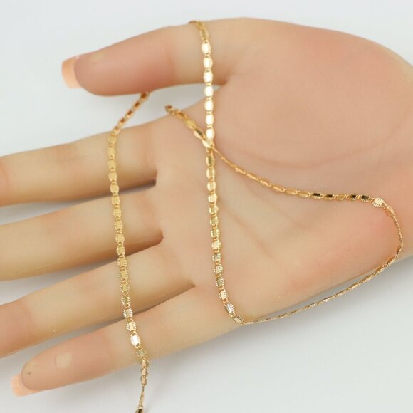 "Shimmer Oval Link Rose Gold Necklace Bold Yet Sleek, XPNL0142 - Picture 4 of 12